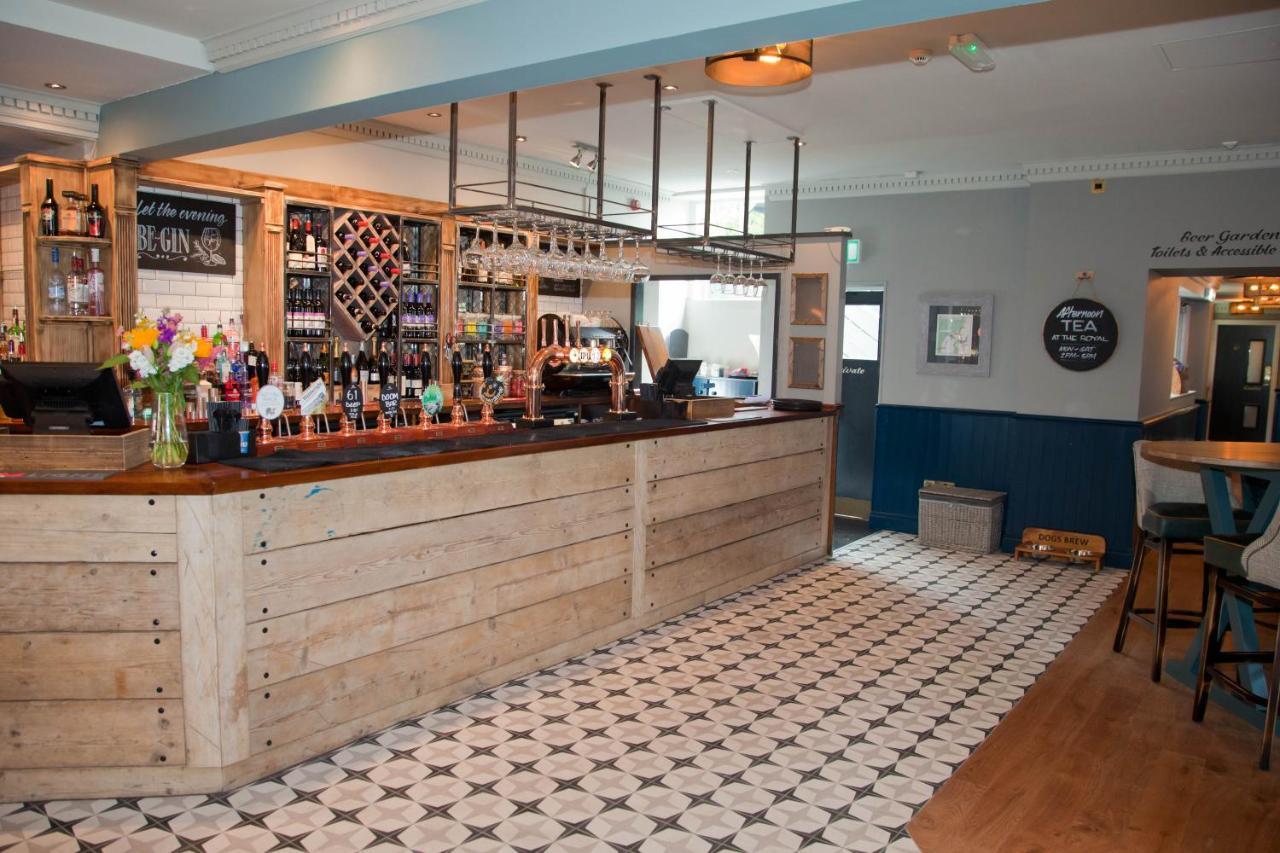 Bolton-le-Sands The Royal Hotel מראה חיצוני תמונה
