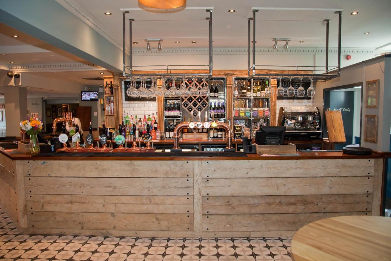 Bolton-le-Sands The Royal Hotel מראה חיצוני תמונה